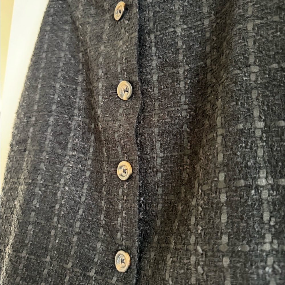 Ann Taylor Black Textured A-Line Skirt - Picture 2 of 3